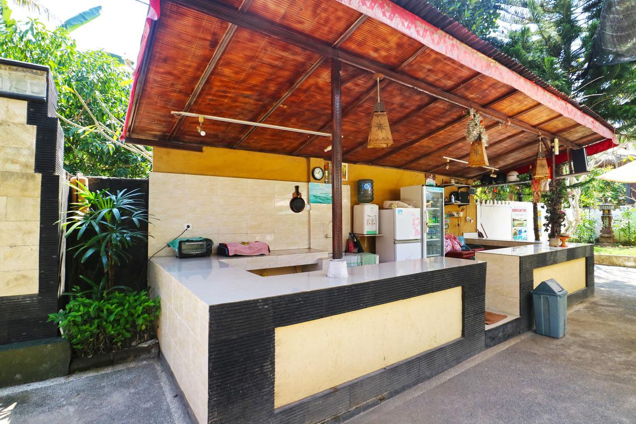 Sunjaya Kubu Guesthouse レンボンガン島 エクステリア 写真