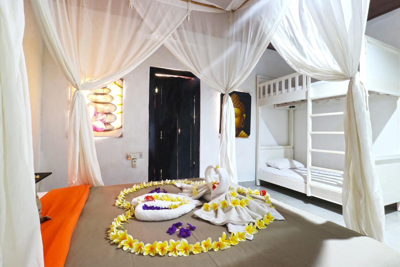 Sunjaya Kubu Guesthouse レンボンガン島 エクステリア 写真